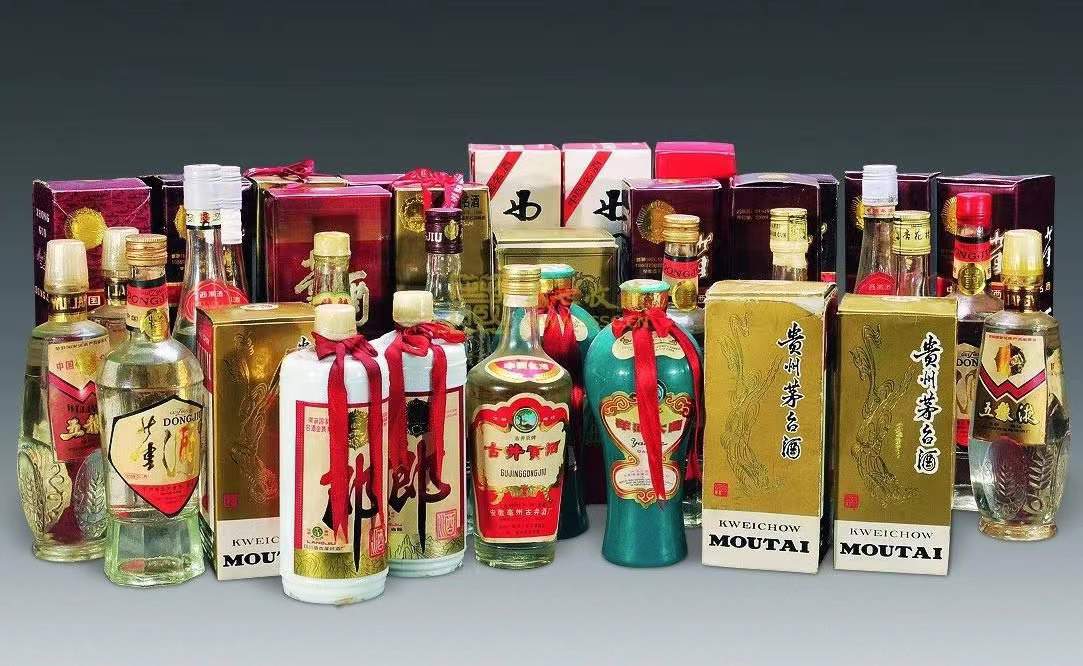 港口镇名酒回收